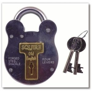 Squire Old English Padlock Keyed Alike 64mm wide (660)
